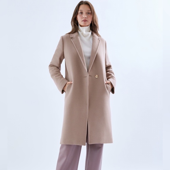 Aritzia Jackets & Blazers - Aritzia Babaton Stedman Coat in Dovetail Taupe, Size Small! 🤎